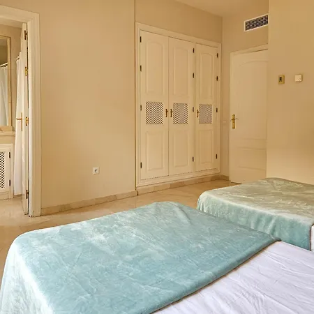 Garden In Ocean Pino Golf Near Cabopino Lägenhet *