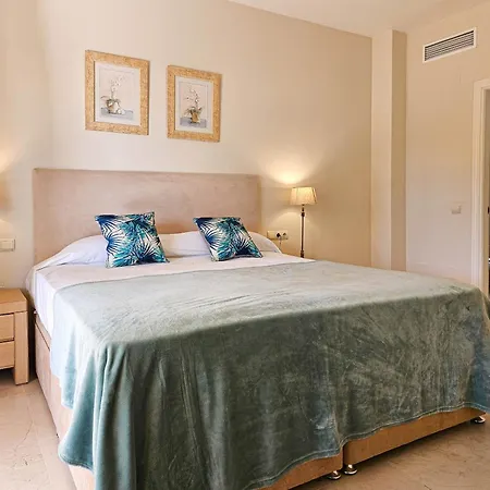 Apartment Garden In Ocean Pino Golf Near Cabopino Marbella